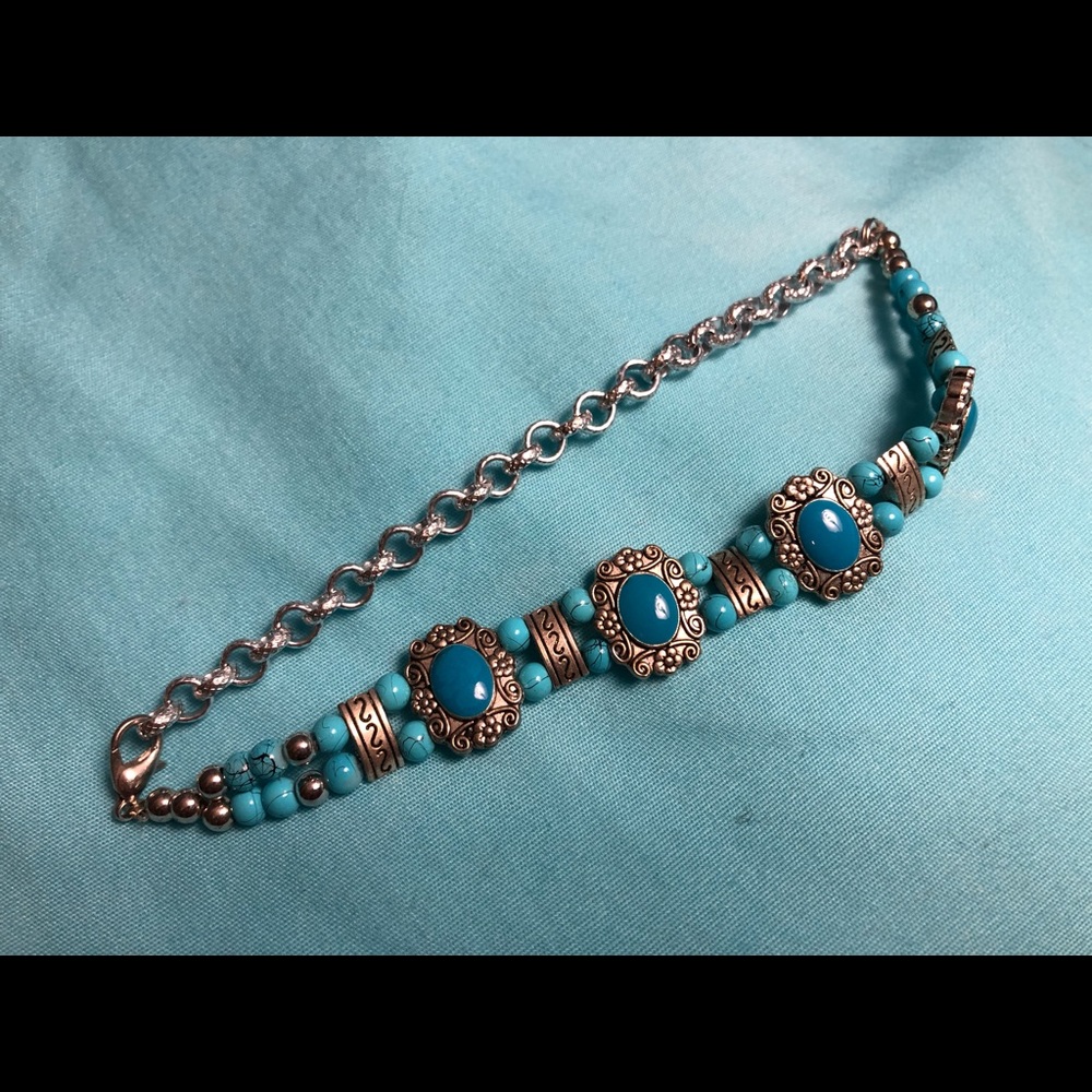Turquoise colored stone anklet